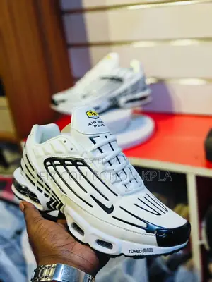 Original Nike Air Max Plus 3 White Black Sneakers