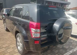 Suzuki Escudo 2012 Black
