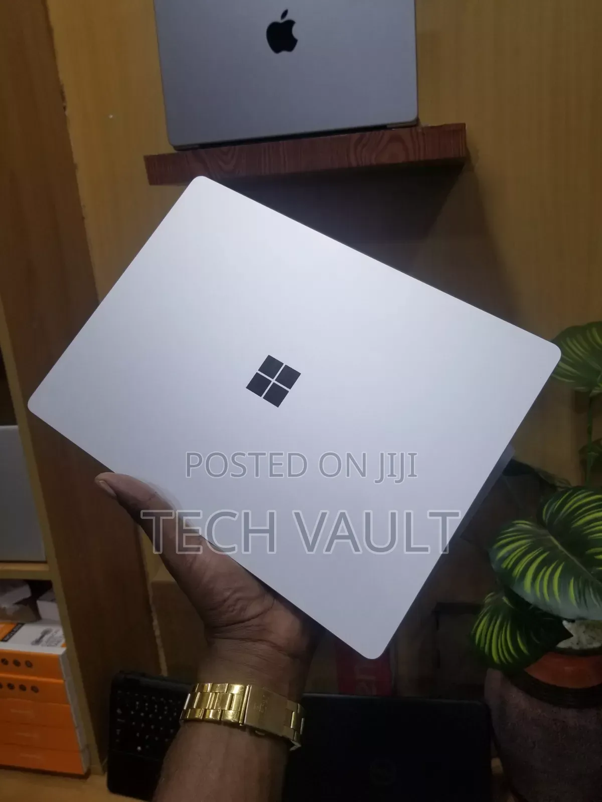 New Laptop Microsoft Surface Laptop 4 8GB Intel Core i5 SSD 256GB