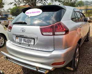 Toyota Harrier 2012 Silver