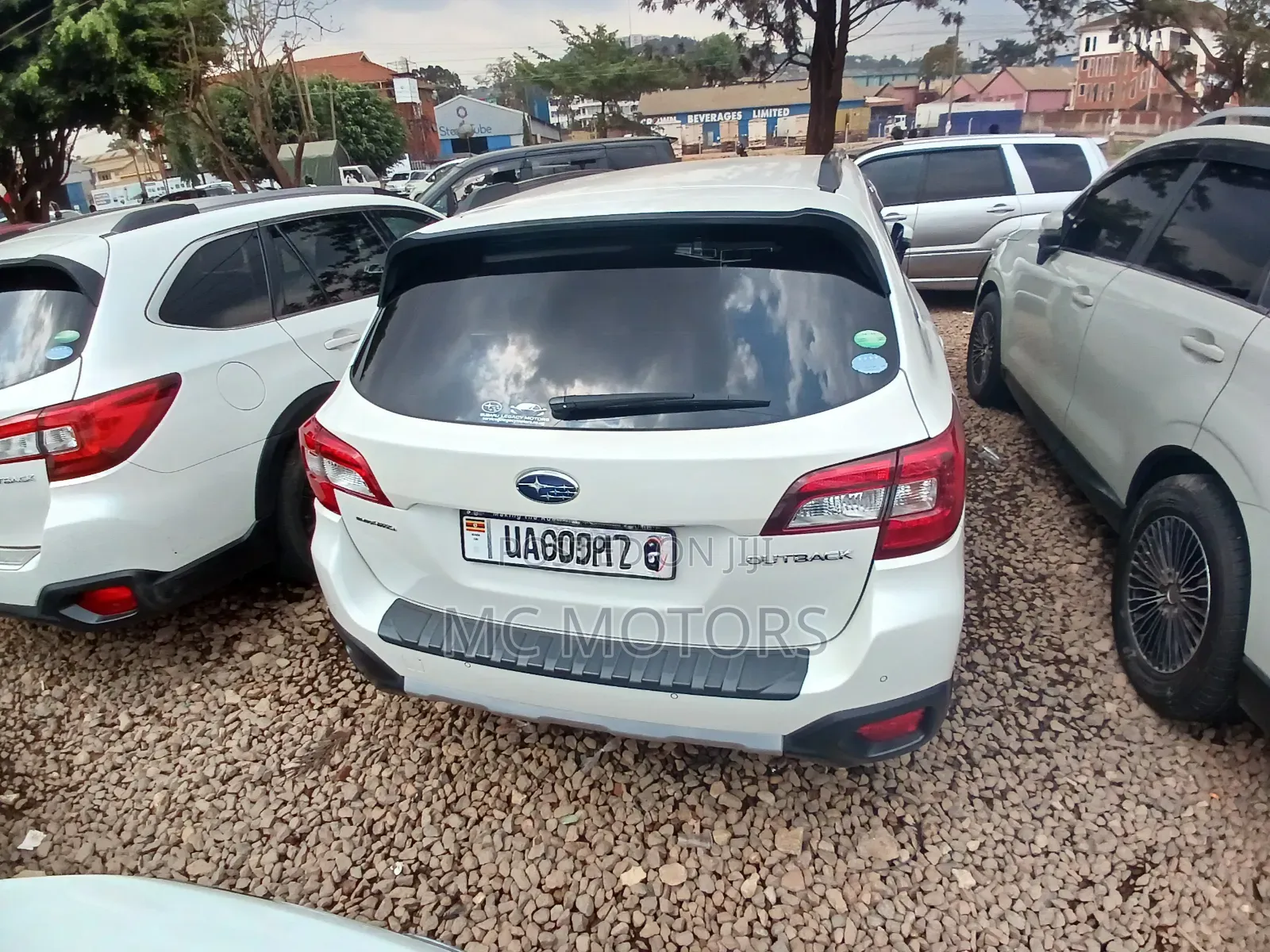 Subaru Outback 2017 White