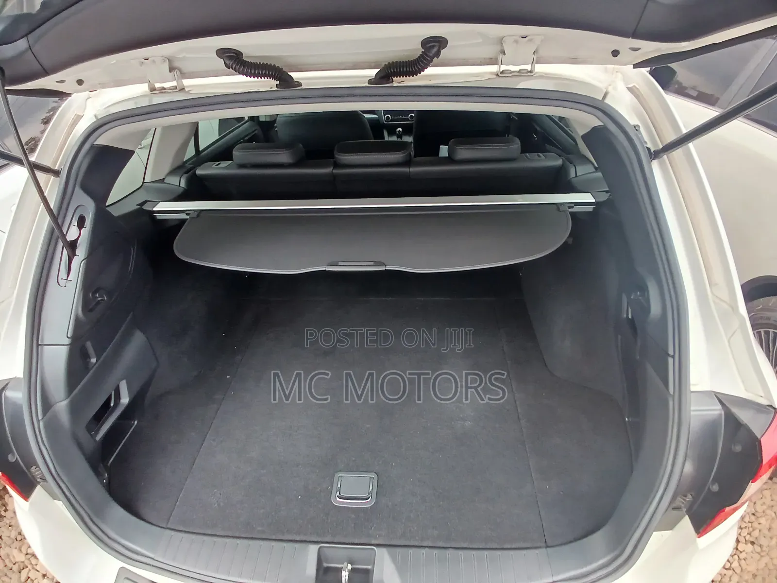 Subaru Outback 2017 White