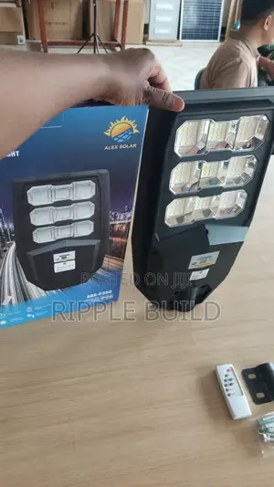 300W All-in-One Solar Street Light IP66 AAS-P300 Remote