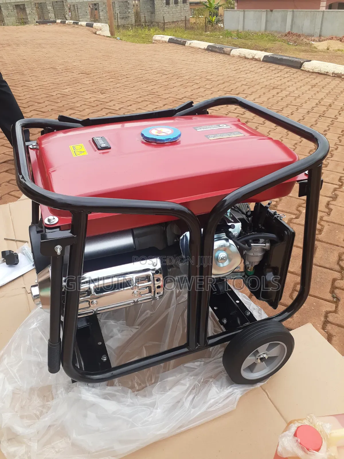Electromax 8000 Gasoline Generator