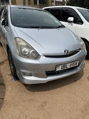 Toyota Wish 2005 Silver