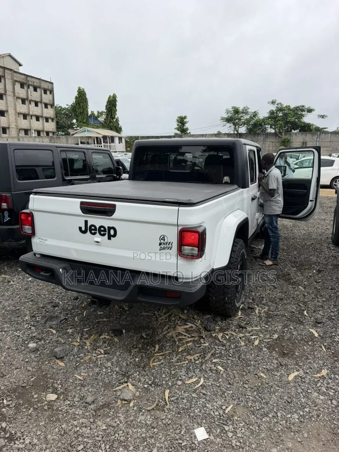 Jeep Gladiator Willys 2021 White