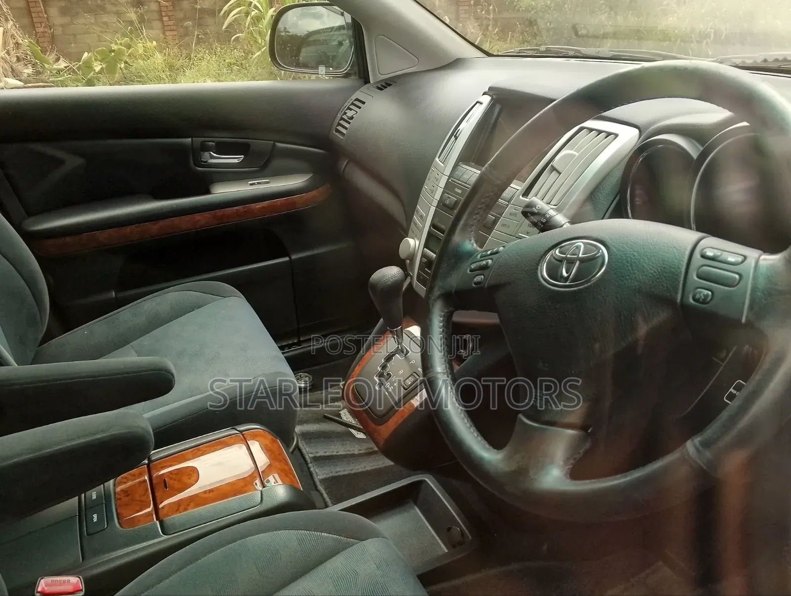 Toyota Harrier 2012 Black