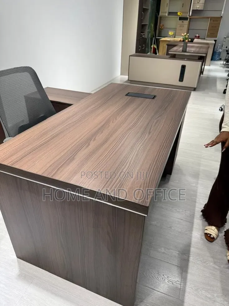 Ceo Elegant Desk High Gloss