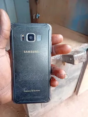 Samsung Galaxy S8 Active 64 GB Gray