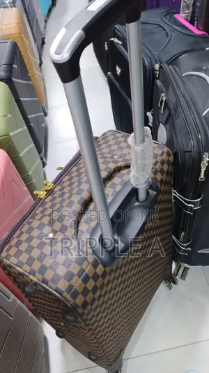 Trending Checkerboard-Pattern Suitcase ( Medium)