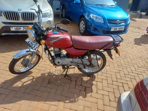 Bajaj Boxer 2022 Red