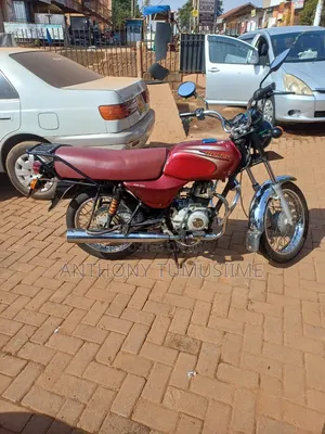 Bajaj Boxer 2022 Red