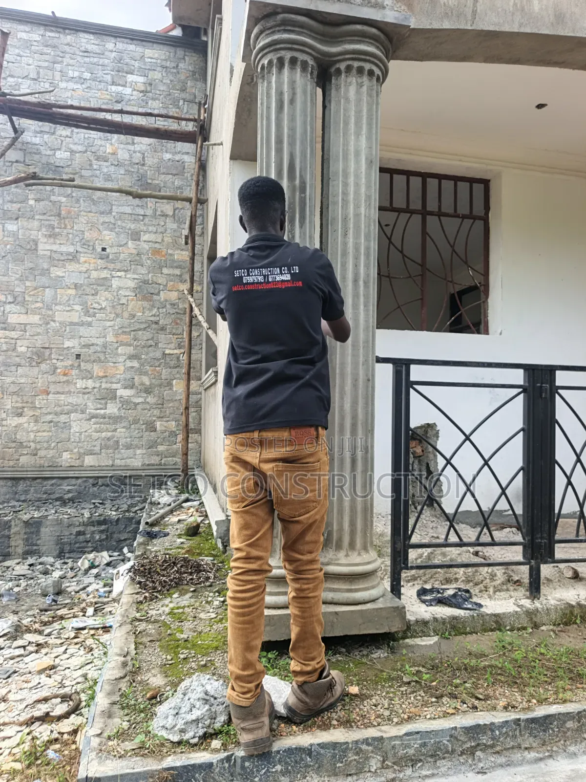 Molding Columns