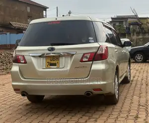 Subaru Exiga 2008 Gold
