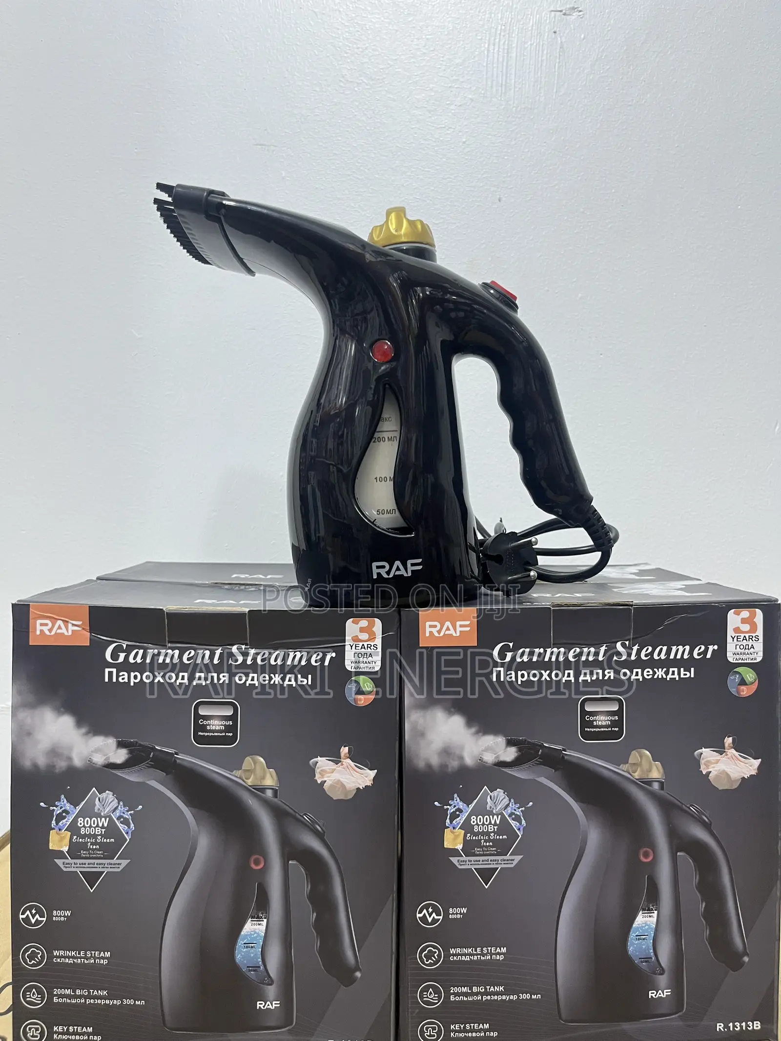 RAF Hand Held Garment Steamer.
