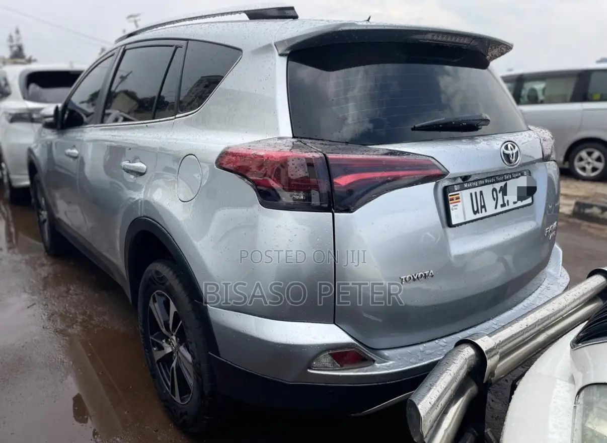 Toyota RAV4 2015 Gray