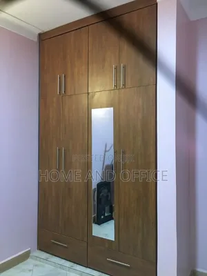 Simple Home Wadrobe