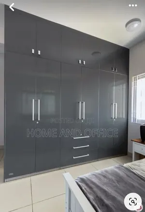 Master Bedroom Wardrobes High Gloss