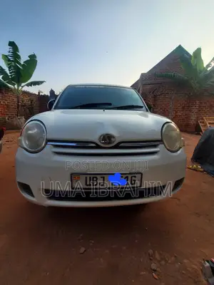 Toyota Sienta 2006 White