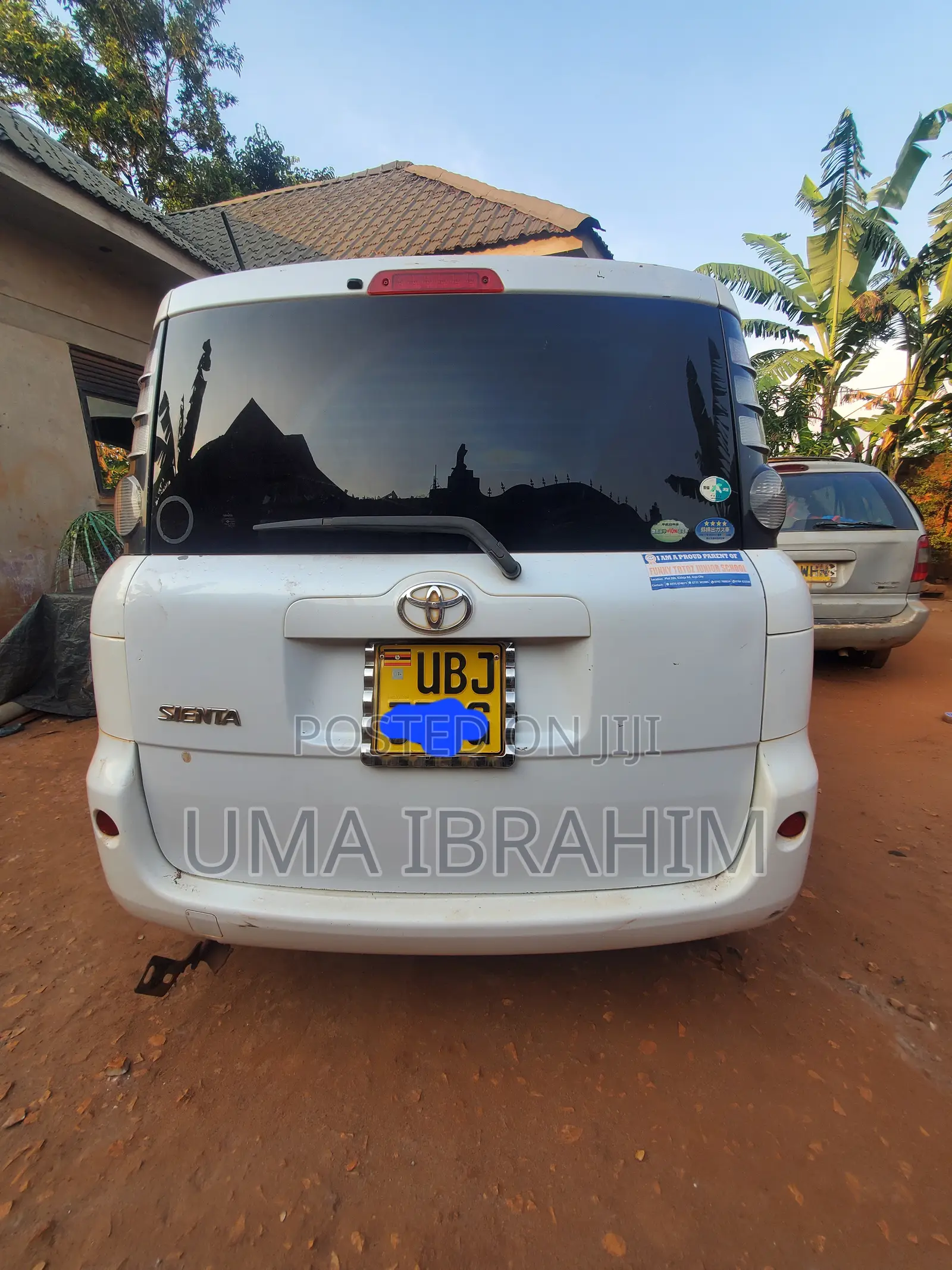 Toyota Sienta 2006 White