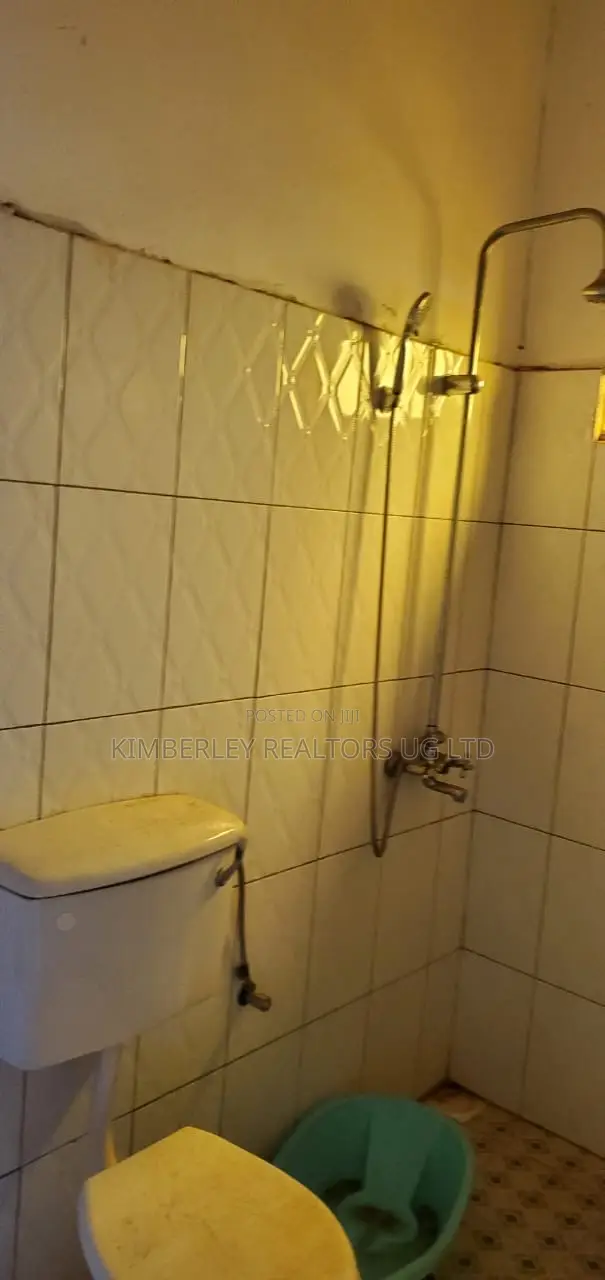 2bdrm House in Division A for sale