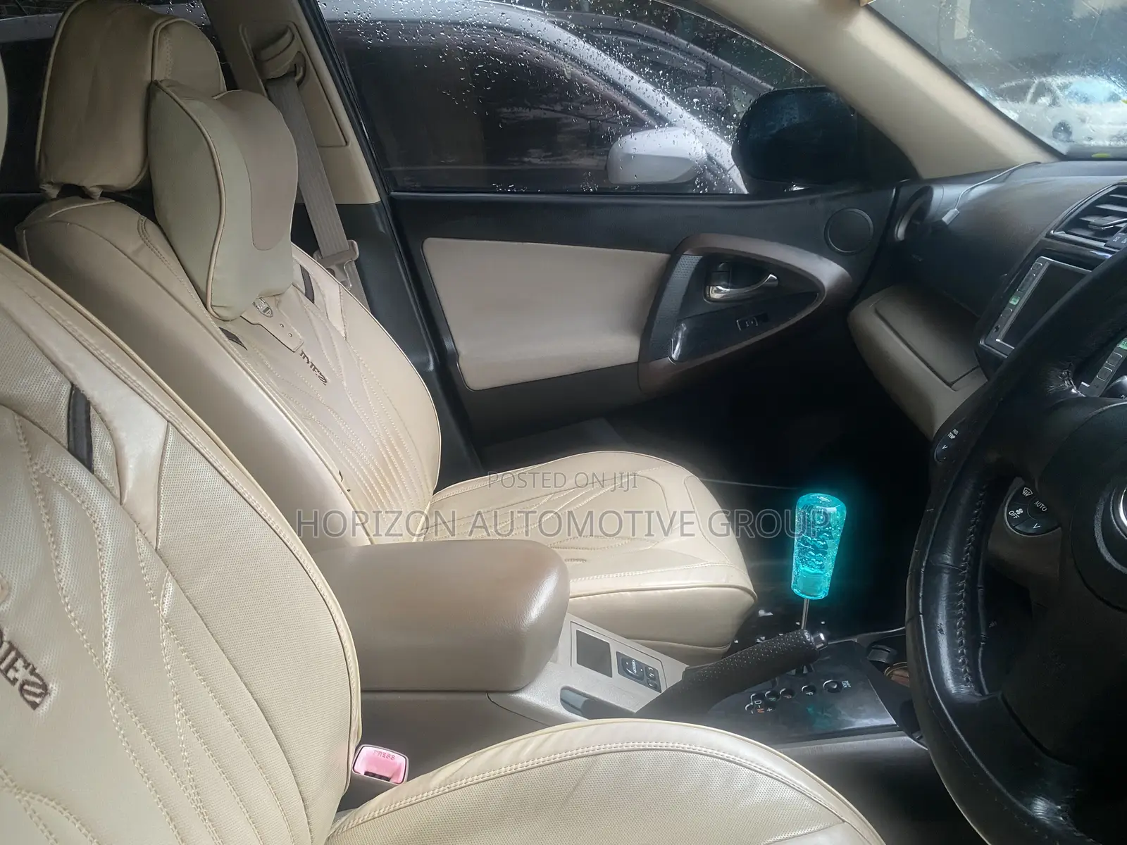 Toyota Vanguard 2009 White