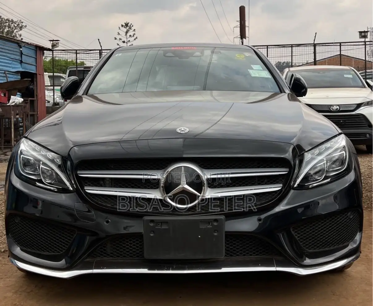 Mercedes-Benz C200 2018 Black
