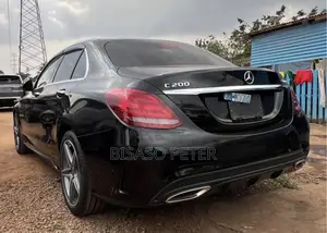 Mercedes-Benz C200 2018 Black