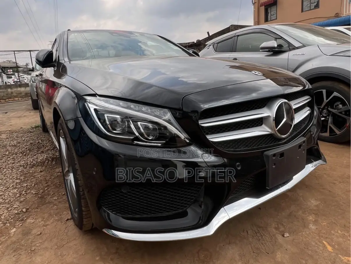 Mercedes-Benz C200 2018 Black