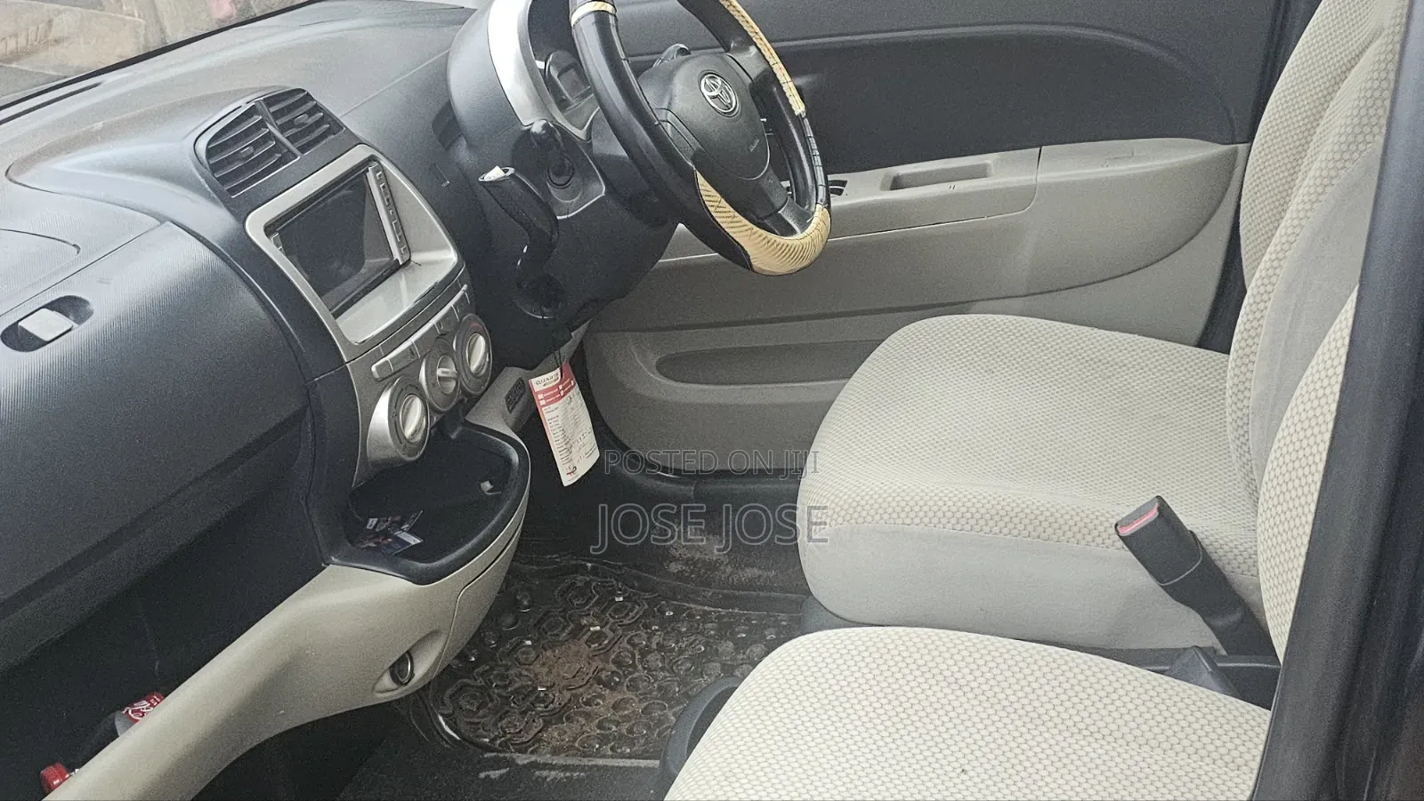 Toyota Passo 2010 Black