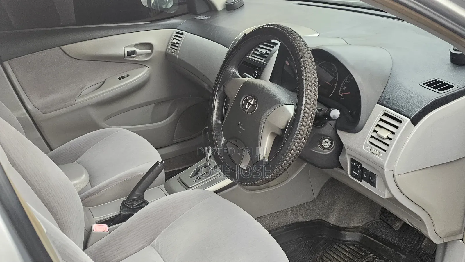 Toyota Axio 2011 Silver