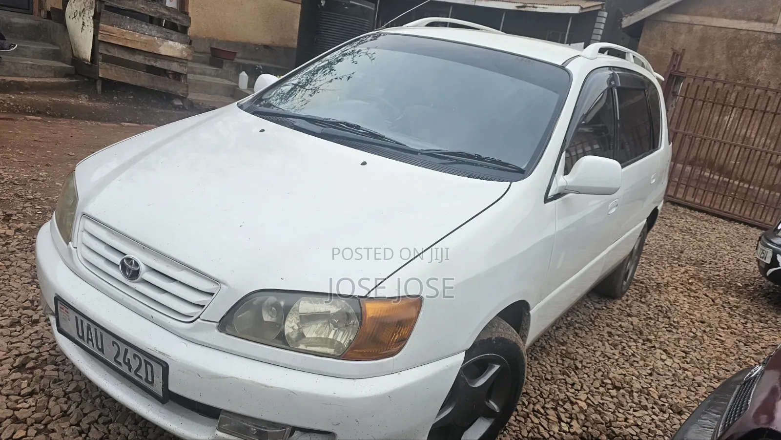 Toyota Ipsum 2001 White
