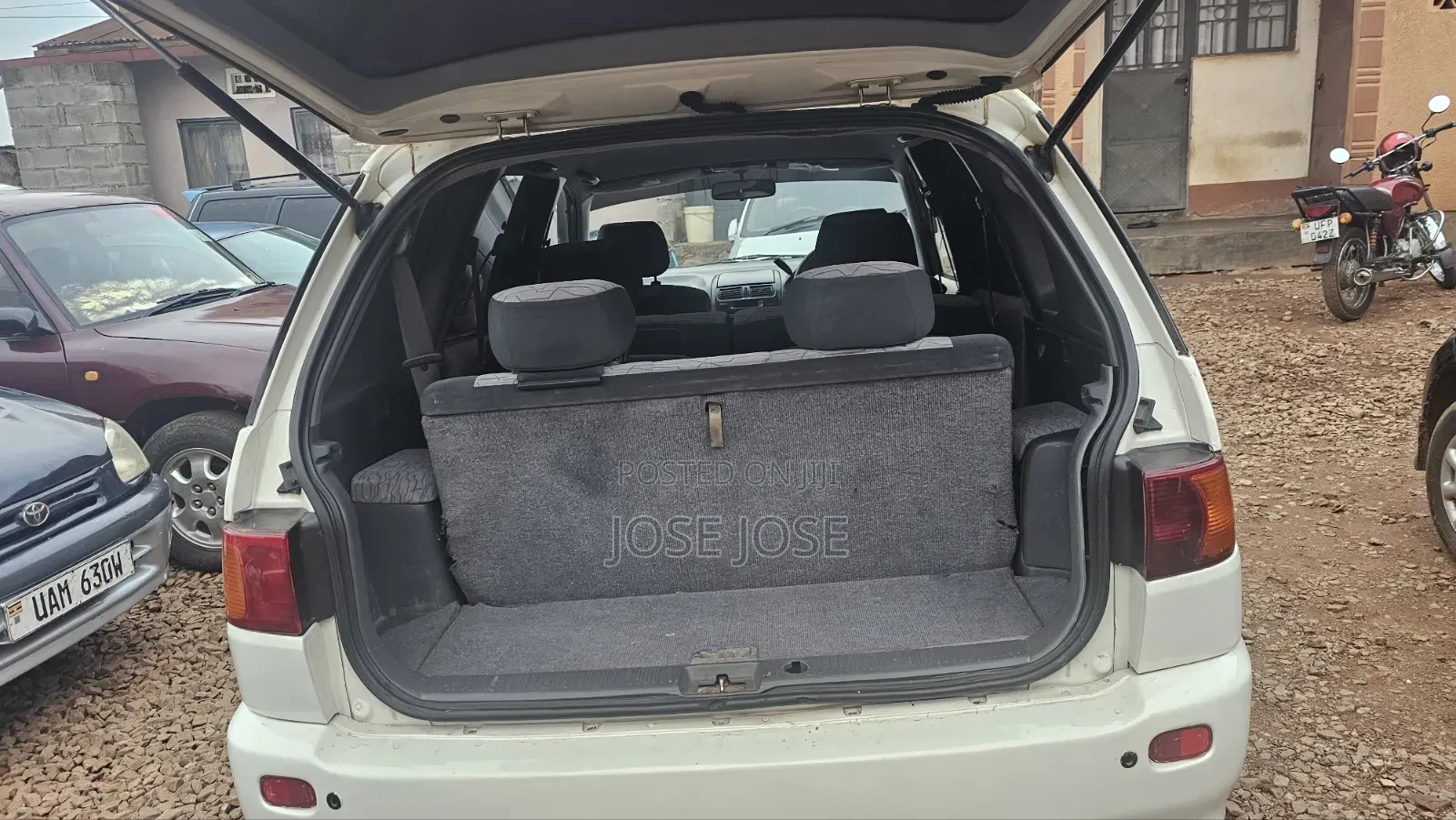 Toyota Ipsum 2001 White
