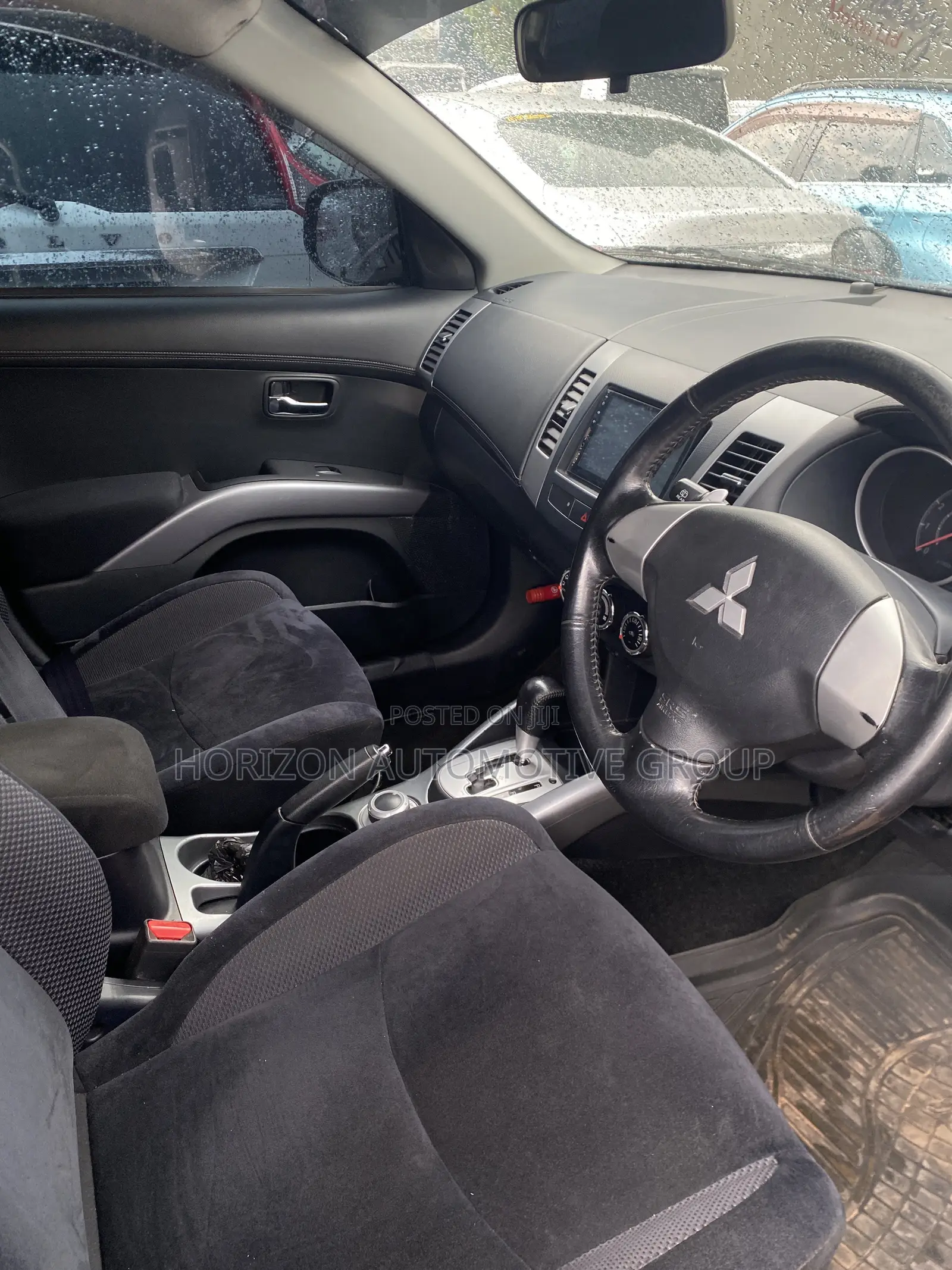 Mitsubishi Outlander ES 2011 Black