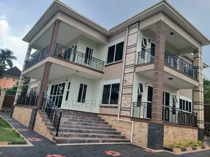 6bdrm House in Bwebajja, Ssisa for sale
