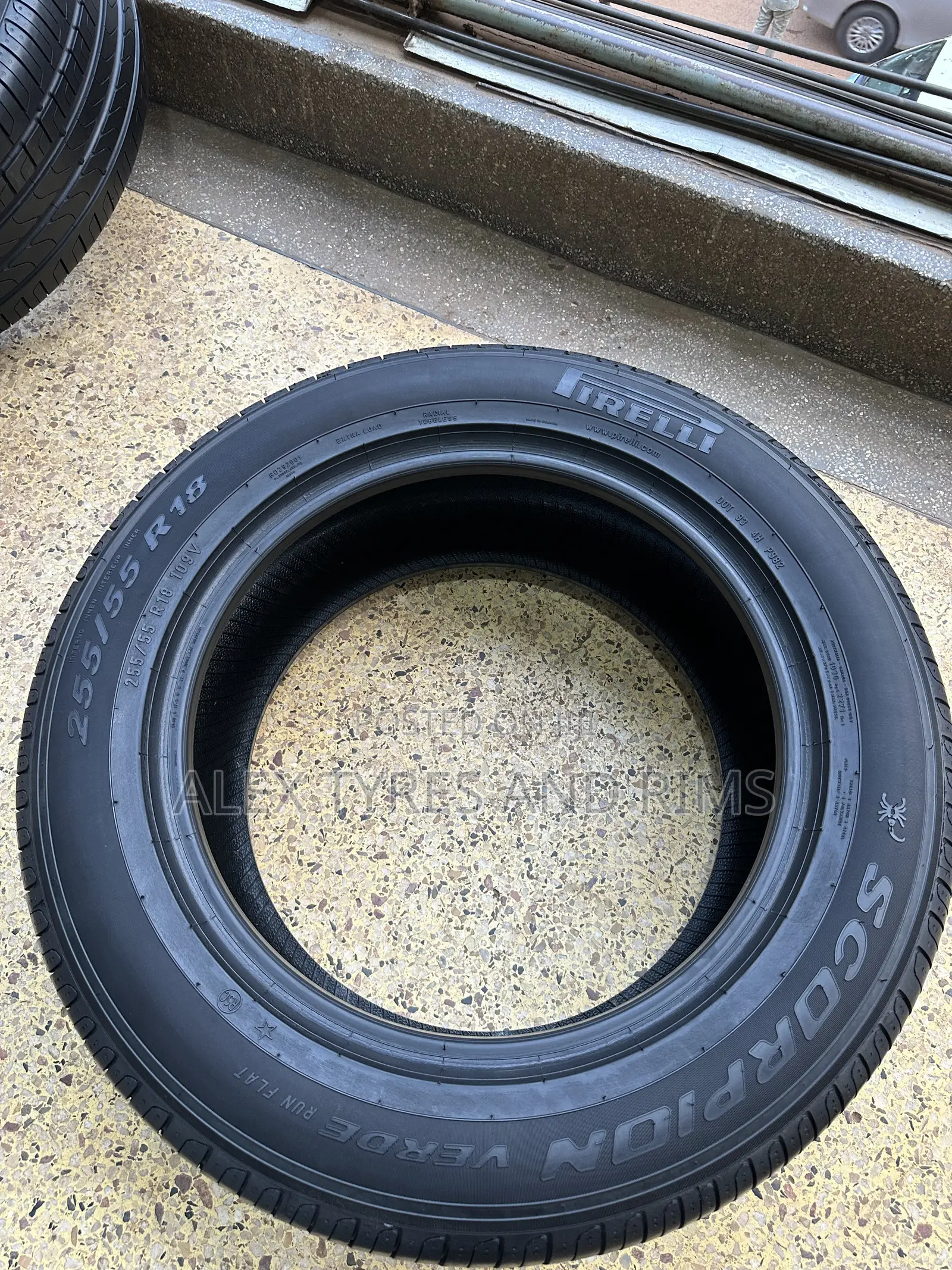 255/55r18 Pirelli Foreign Used Tyres Only One Week Driven