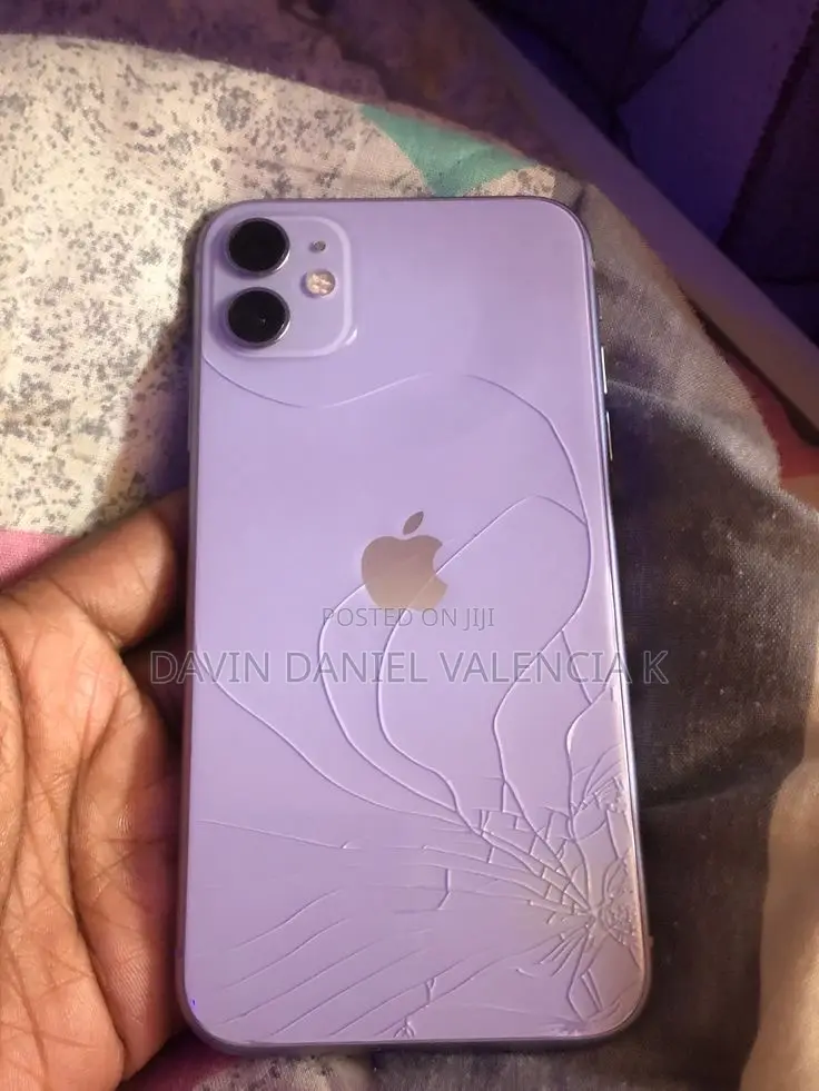 Apple iPhone 11 64 GB Purple