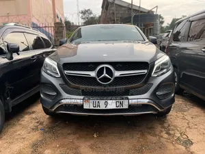 Mercedes-Benz GLE-Class 2017 Black