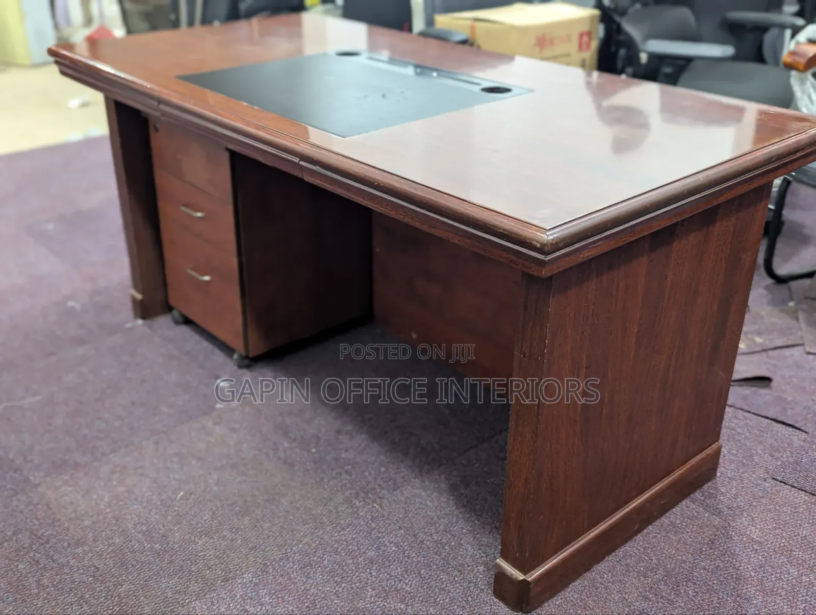 Second Hand Executive Office Table With a Movable Drawer, 160cm