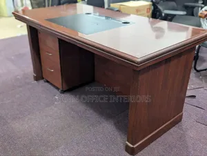 Second Hand Executive Office Table With a Movable Drawer, 160cm