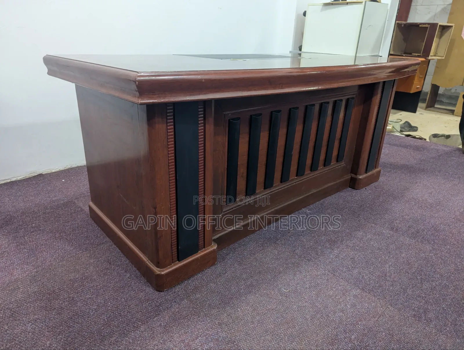 Second Hand Executive Table 180cm With an L Extension Moving Drawer
