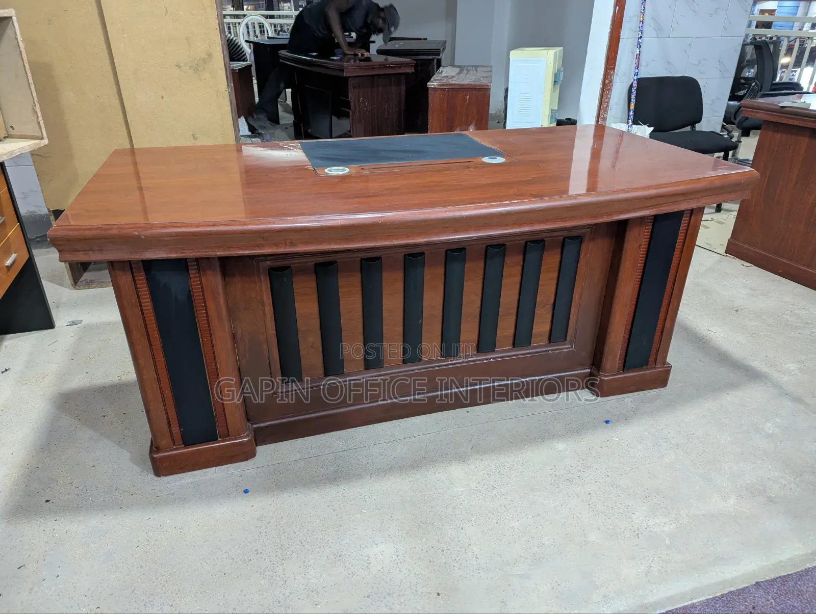 Second Hand Executive Table 180cm With an L Extension Moving Drawer