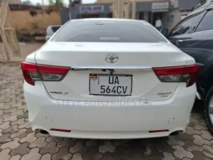 Toyota Mark X 2013 White