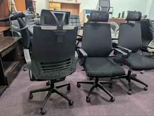 Headrest Mesh Back Office Chairs, Price for Each Piece
