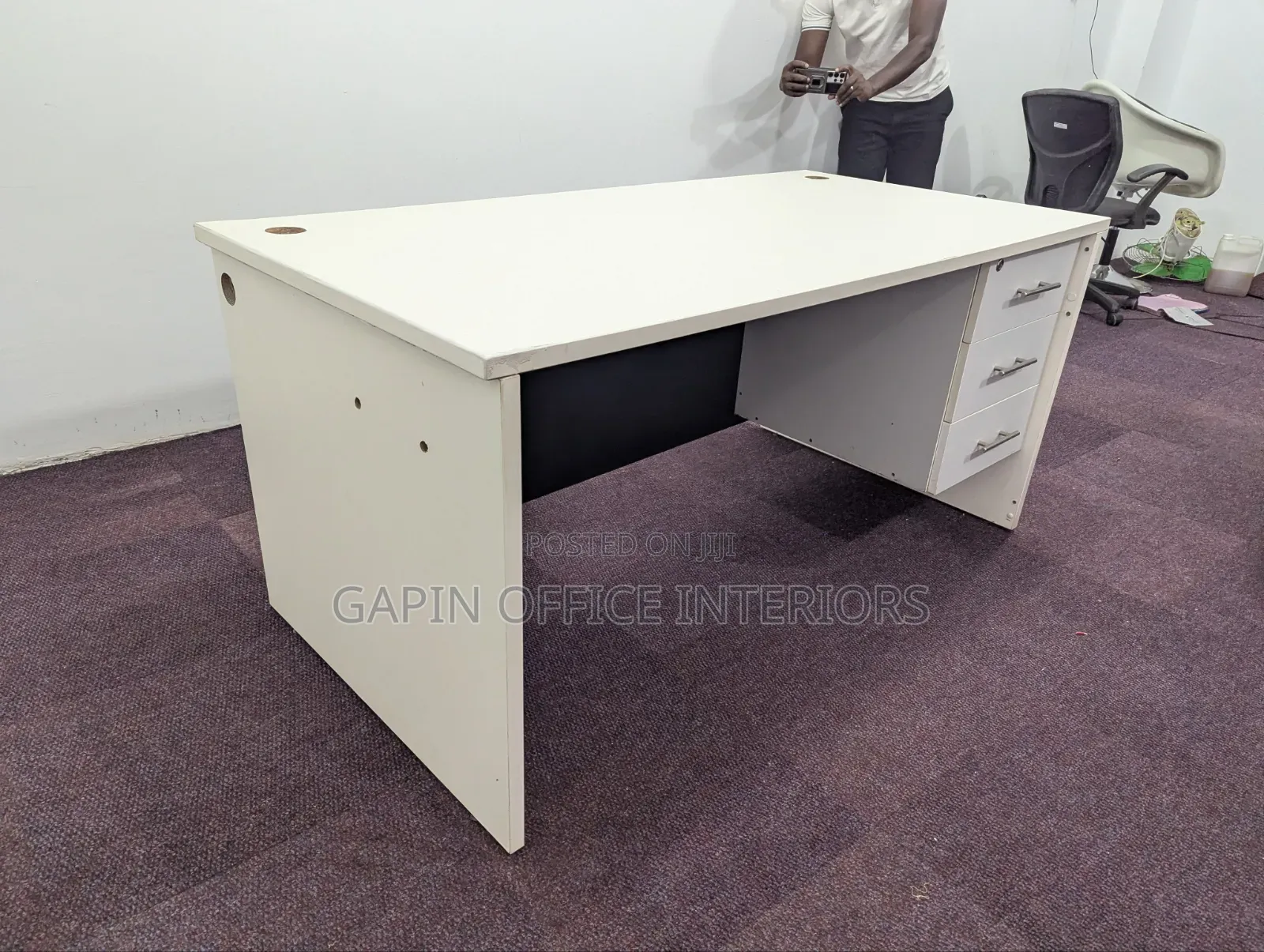 Second Hand White- Black Office Table 160cm With Fixed Drawers