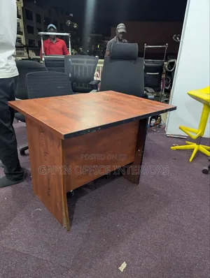 Simple Office Table// Home Study Table for Small Spaces