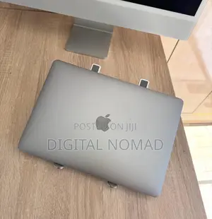 Laptop Apple MacBook Pro 2020 M1 8GB Apple M1 Pro SSD 512GB