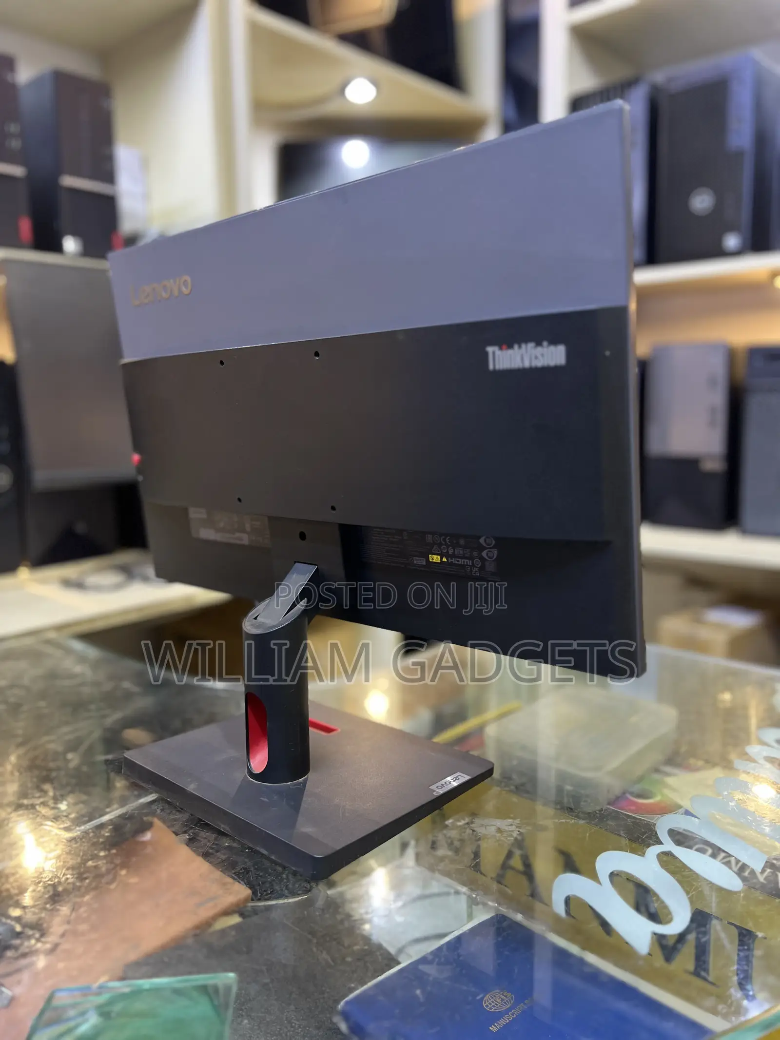 Lenovo 22 Inch Monitor IPS