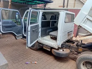 Isuzu Elf Double Cabin