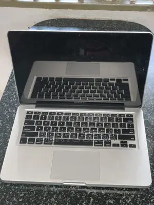 Laptop Apple MacBook 2011 4GB Intel Core i5 HDD 512GB